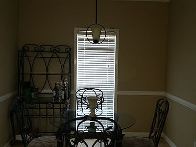 5th image of 8230 Parkview Ct
