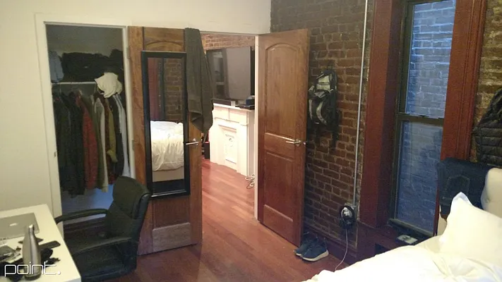 Rented by Point NYC | media 14