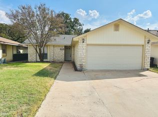 1605 Somerset Dr, Round Rock, TX 78681