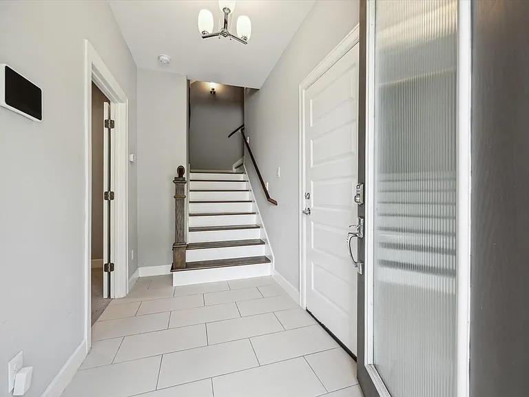 1412 Cleburne St — Photo 5