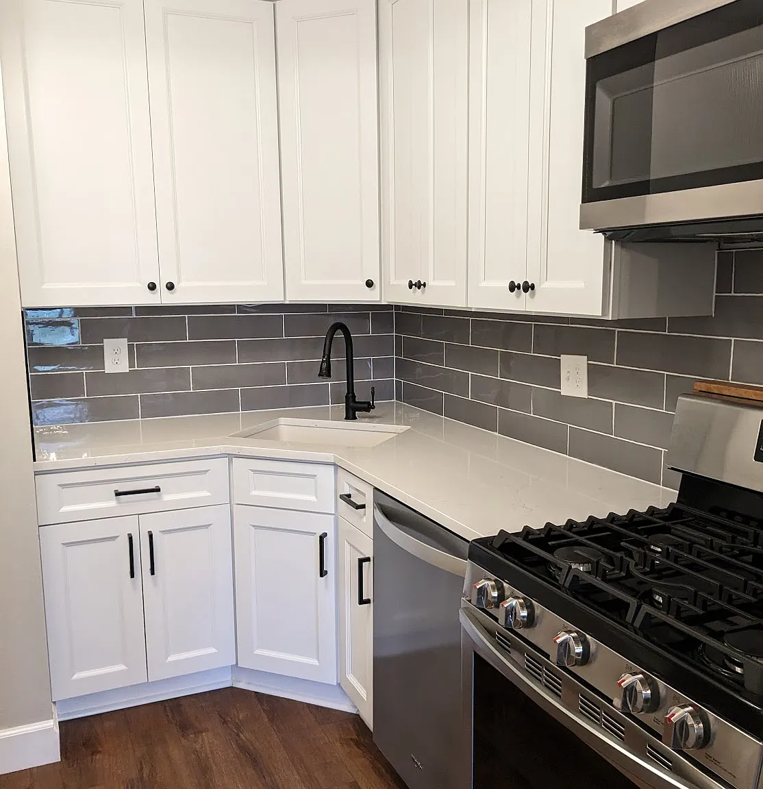 2 bed, 986 sqft, $2,500 — Photo 3