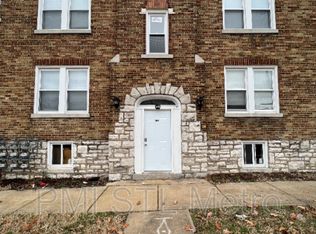 3841 Gustine Ave APT 2N, Saint Louis, MO 63116