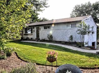 4115 Garvers Ferry Rd, Lower Burrell, PA 15068