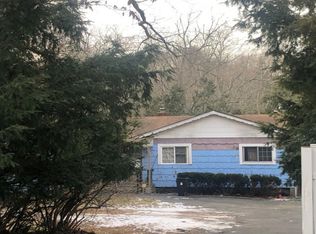 20 Yaphank Middle Island Rd, Middle Island, NY 11953