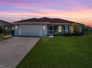 821 Casino Ave, Lehigh Acres, FL 33971