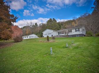 69 E Woodridge Dr, River Falls, WI 54022