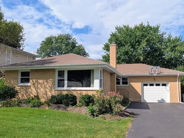 330 S Oak St, Palatine, IL 60067