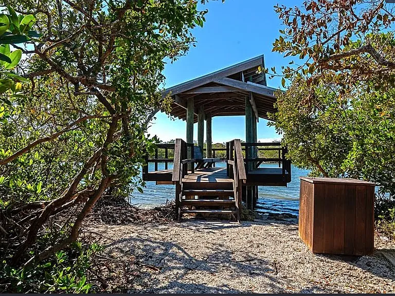 5408 Eagles Point Cir #302 — Photo 49