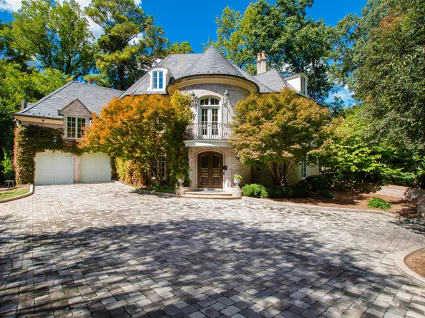 2658 Davis St, Raleigh, NC 27608