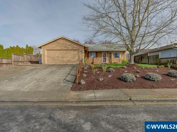 1636 SE Jonathan Ave, Dallas, OR 97338