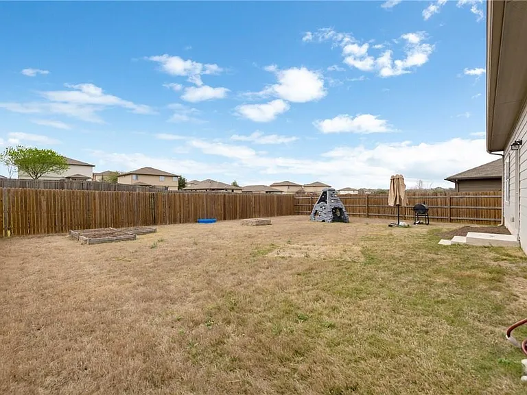 206 Llano River Trl — Photo 33