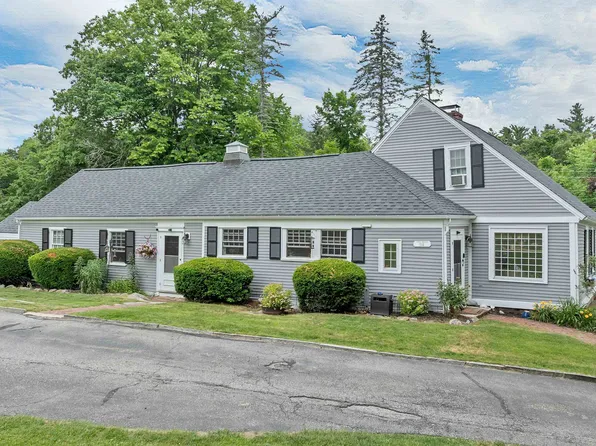 64 N Amherst Road, Bedford, NH 03110