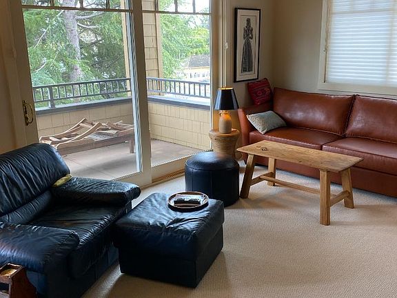 5th image of 1155 Merrill St APT 302