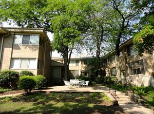 1934 Linden Ave, Highland Park, IL 60035