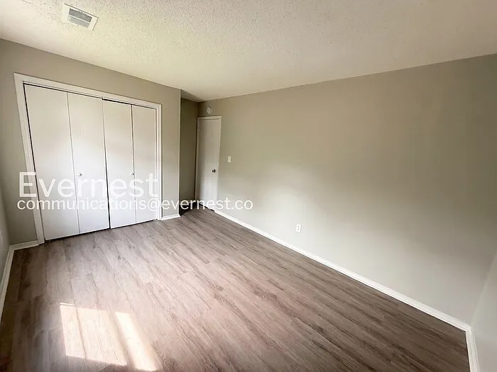2201 Pentland Dr — Photo 4
