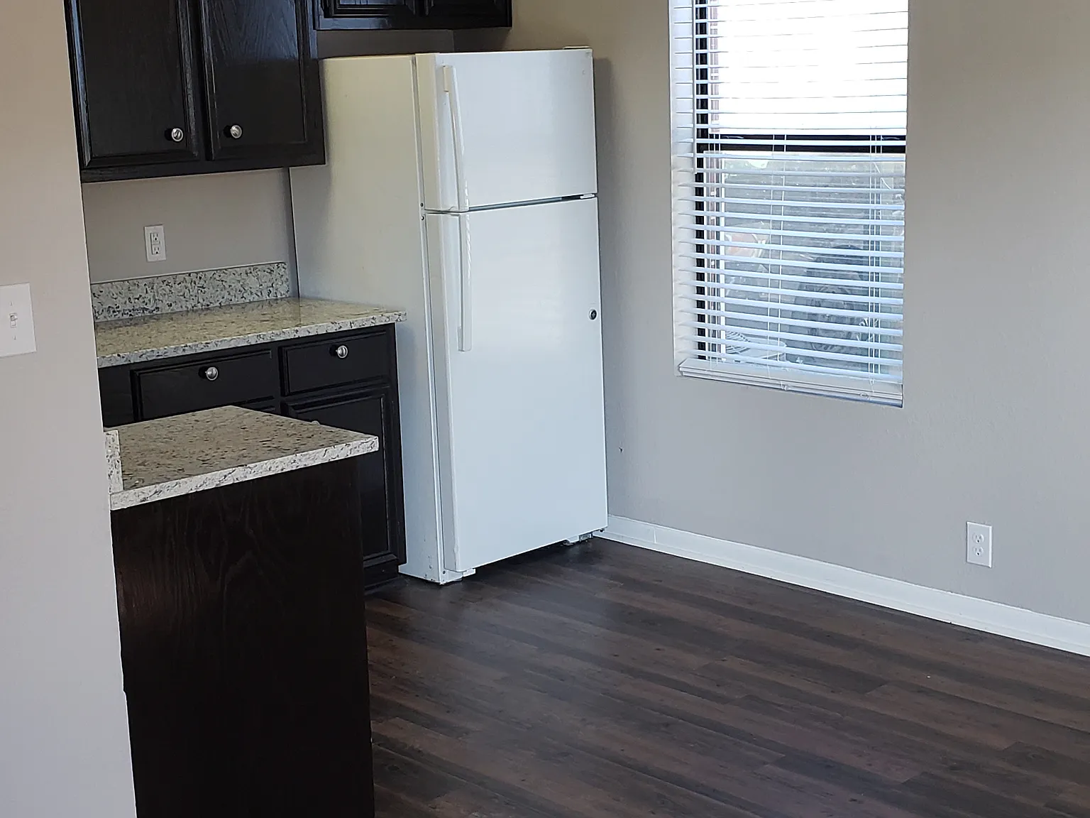 Deer Park Apartments - 737 — Photo 1