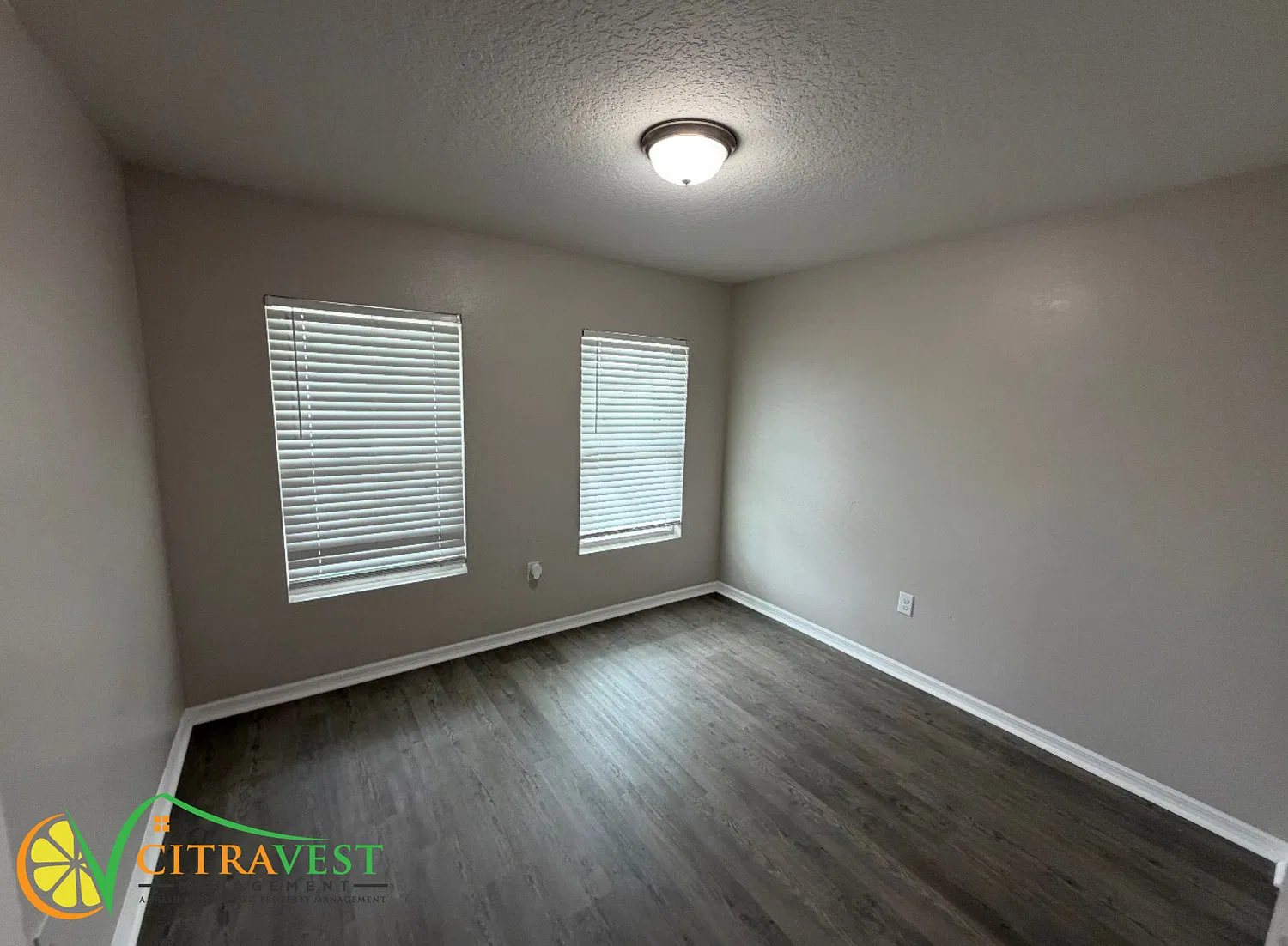 Spacious 4 Bedroom in Poinciana Available! — Photo 4