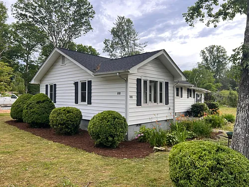 810 Maybank Dr Photo 1 810 Maybank Dr Photo 1