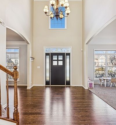 2nd image of 735 W Meryls Ct