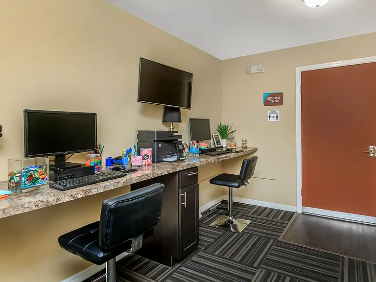 Adagio at Westshore Palms — Photo 20