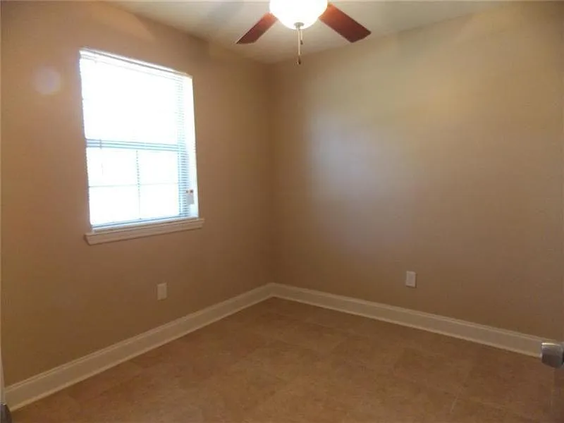 711 Walnut Street — Photo 3