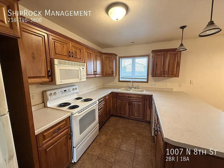 1007 N 8th St — Photo 7