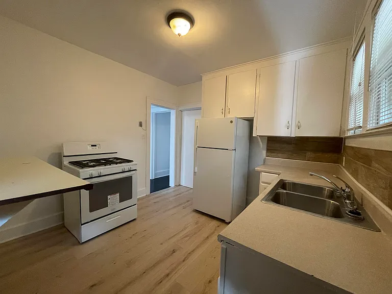 4708 Lakewood St — Photo 10