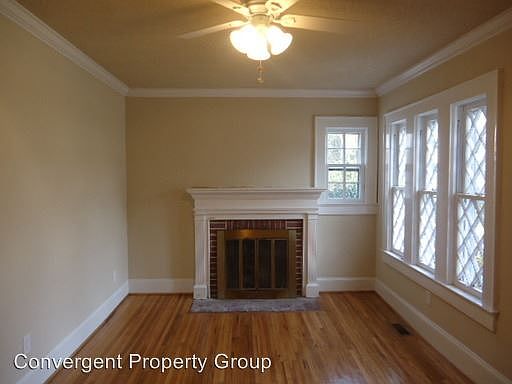3rd image of 7 Edgewood Dr