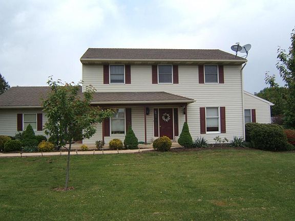 3rd image of 29 Dublin Dr