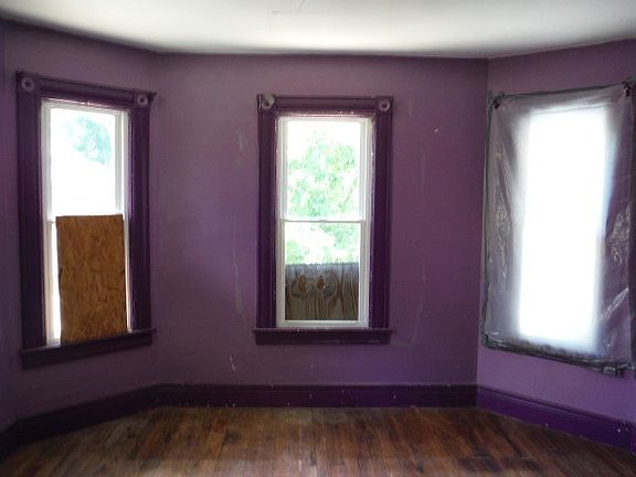 Additional Living Room