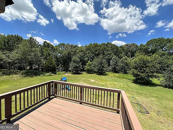 3rd image of 3319 Gardenside Walk