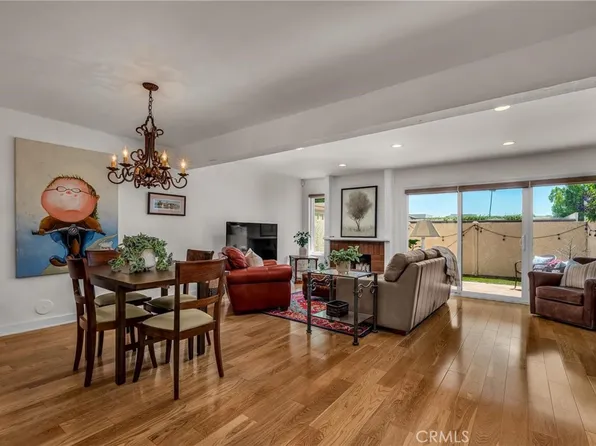 21555 Burbank Blvd Unit 47, Woodland Hills, CA 91367