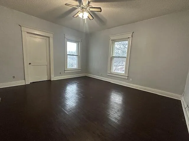 678 S English Ave — Photo 4