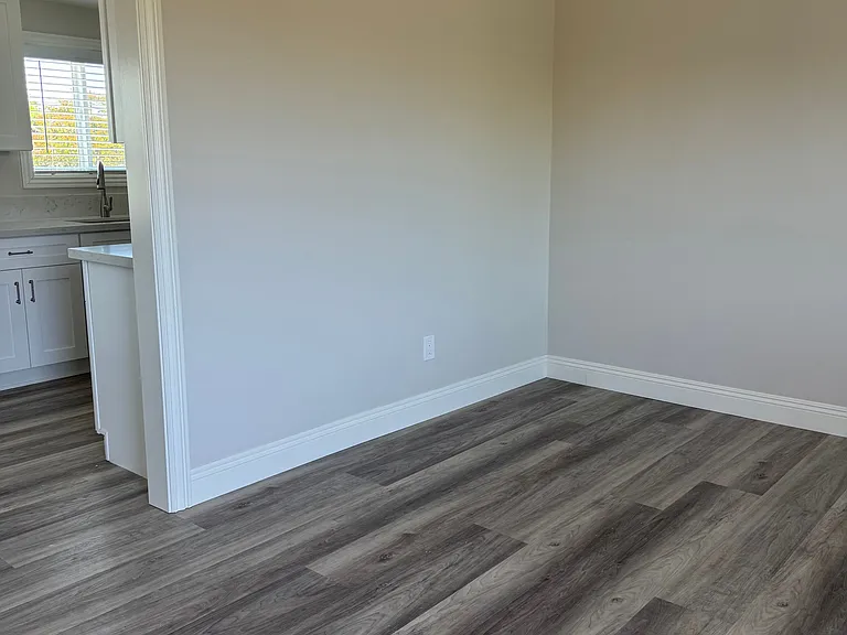 916 S Marguerita Ave #816-24 — Photo 7