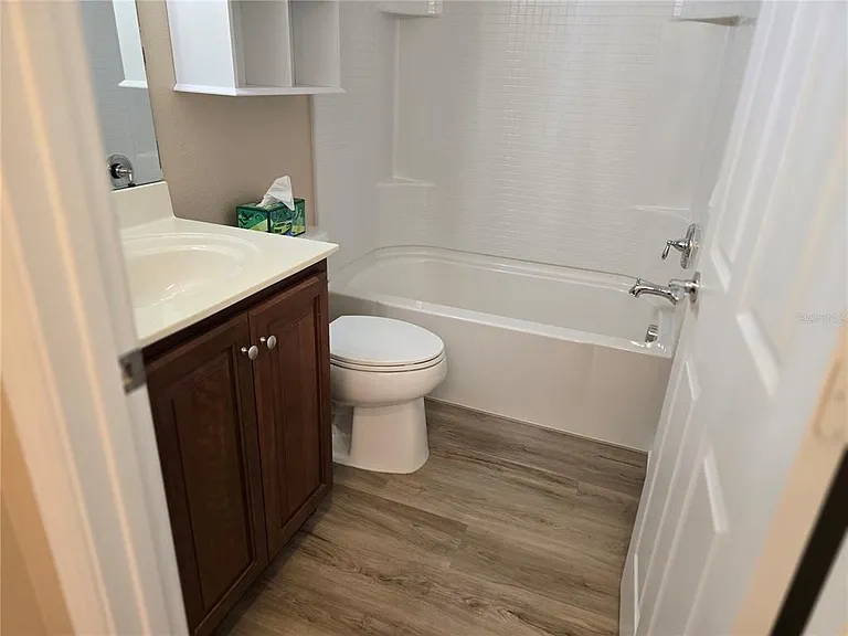 5646 Sunset Falls Dr — Photo 15