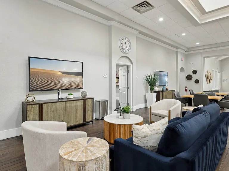 Valley View Senior Apartments — Photo 6