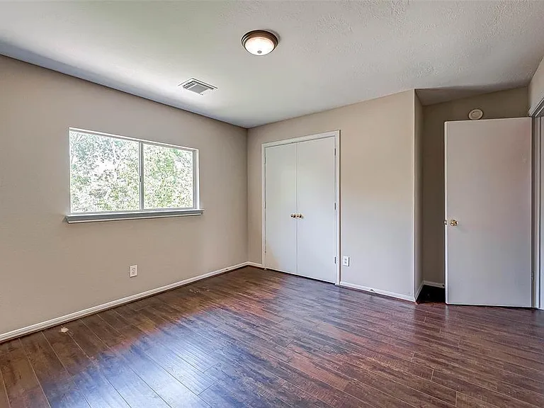 16510 Amy Ridge Rd — Photo 9