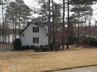 95 Peninsula Cir, Newnan, GA 30263
