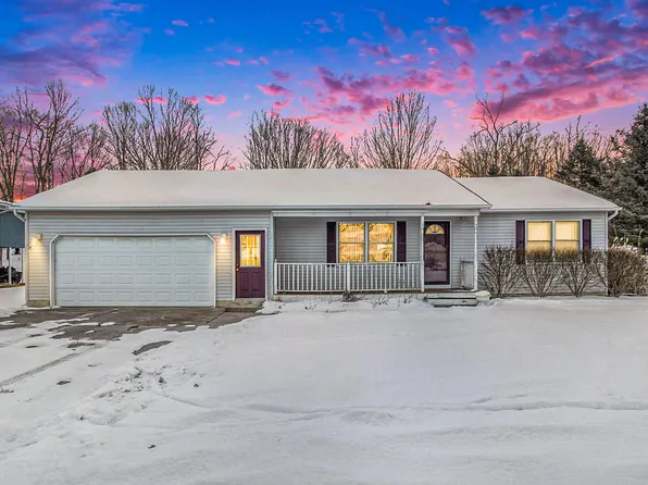 1321 S Hanover St, Hastings, MI 49058