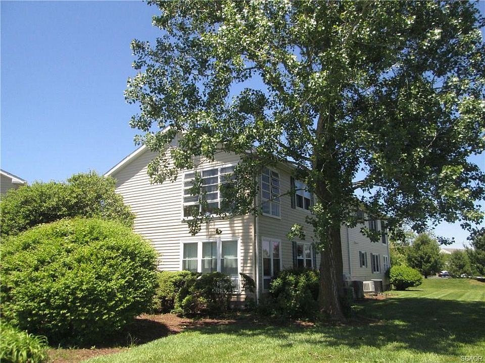 1st image of 33654 Briar Ct N Unit F4