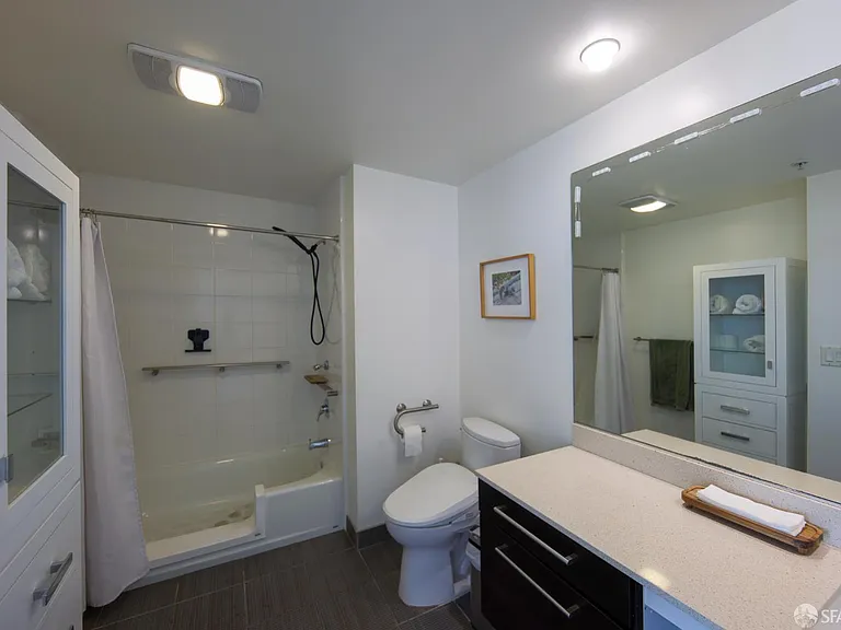 1160 Mission St #2102 — Photo 30