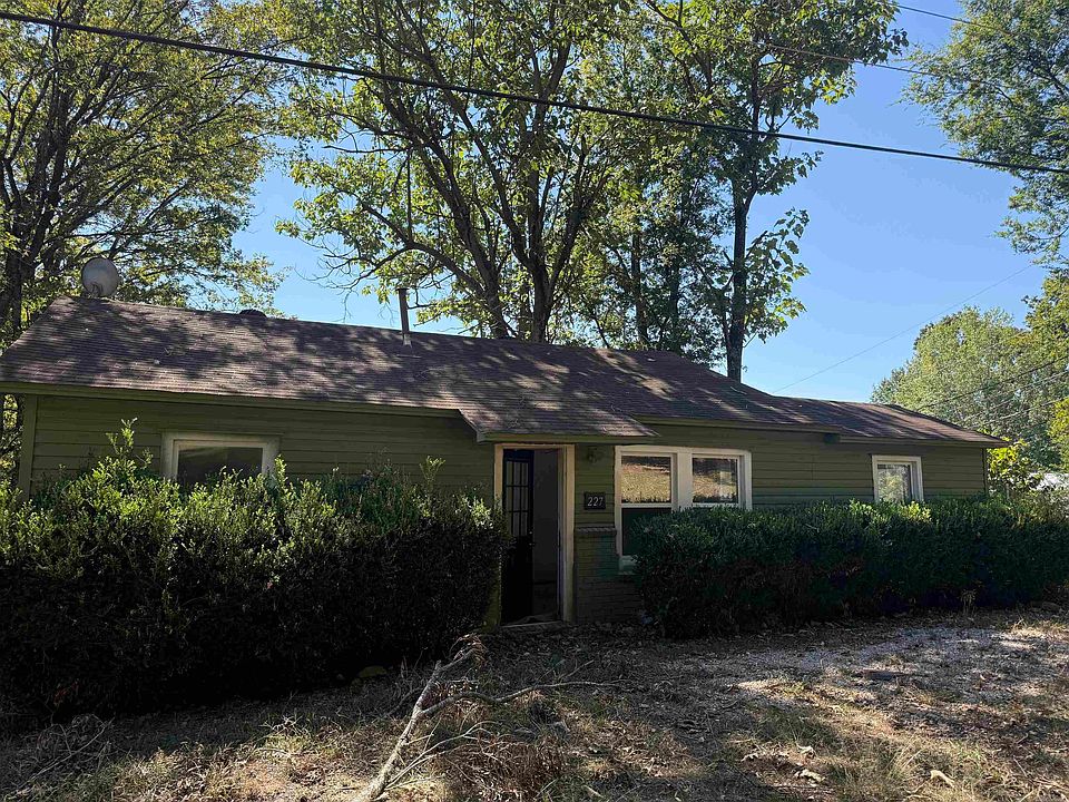 1st image of 227 Sorrell Rd