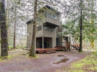 58214 E Marmot Rd, Sandy, OR 97055