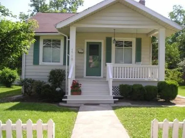 1719 Bryan St, Arlington, VA 22201