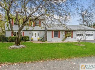 4 Anderson Ave, Monroe Township, NJ 08831