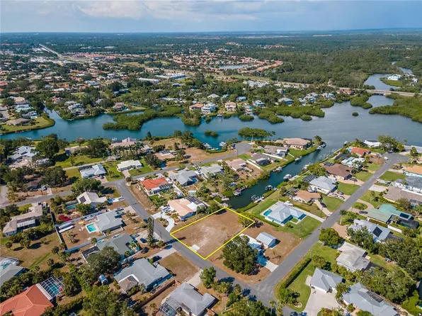 458 N Shore Dr #81, Osprey, FL 34229