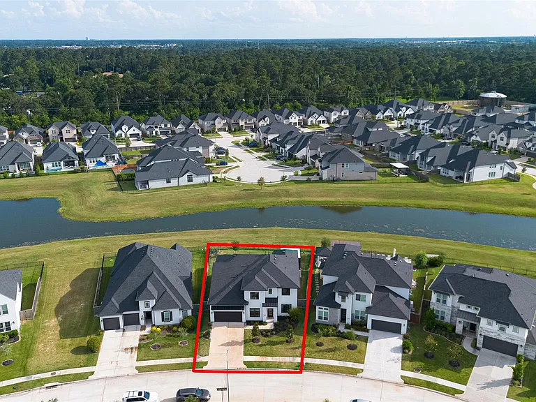 9623 Lakeside Arbor Way — Photo 2