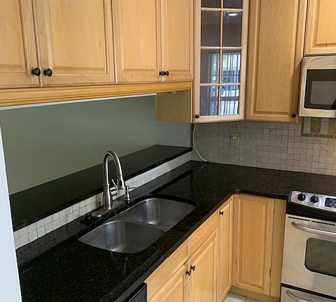 3rd image of 1149 Dover Ct