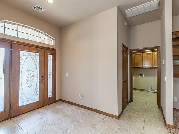 5th image of 1209 River Birch Dr