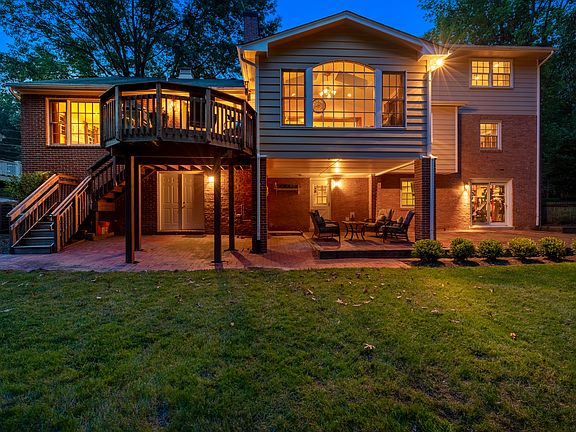 3rd image of 8969 Colesbury Pl